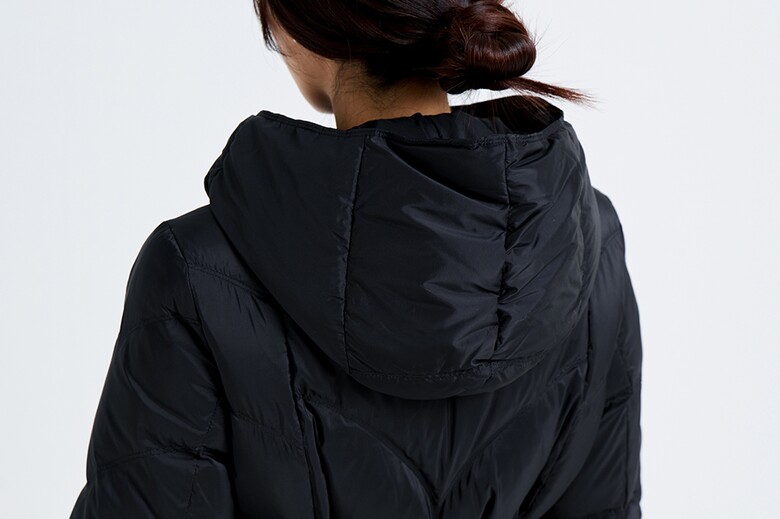 패딩 모델 착용 이미지-S9L20