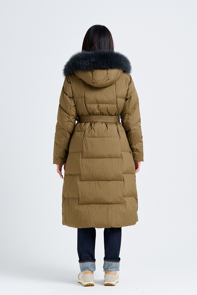 패딩 모델 착용 이미지-S6L35