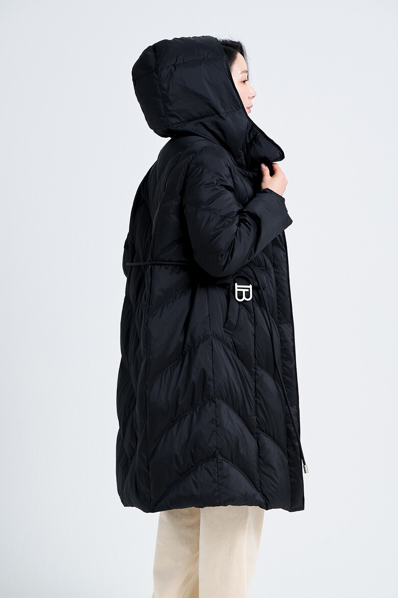 패딩 모델 착용 이미지-S9L24