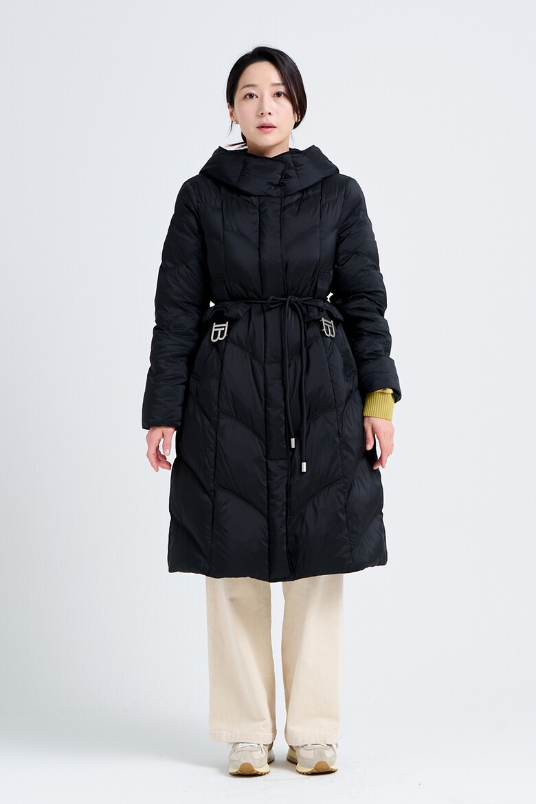 패딩 모델 착용 이미지-S9L30