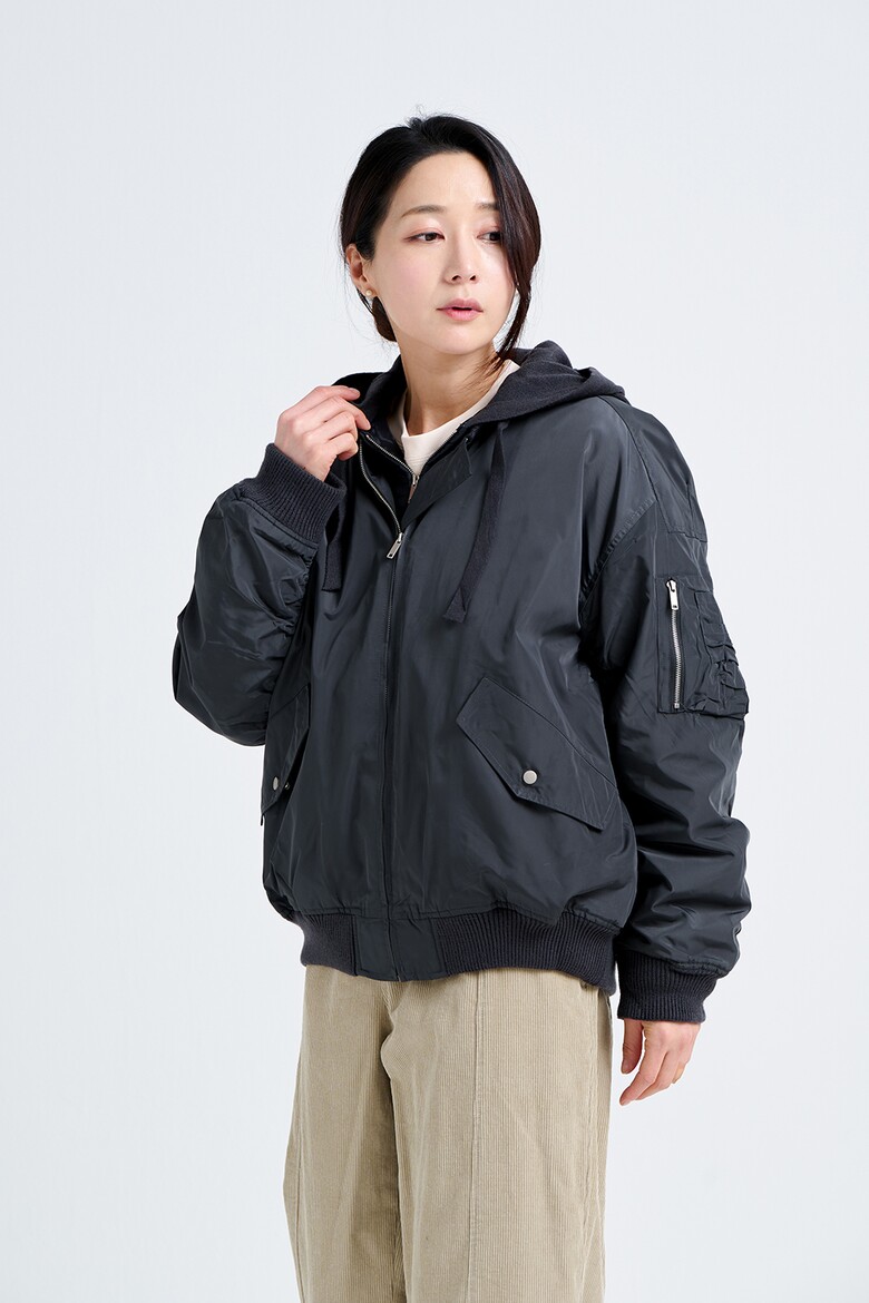 재킷 모델 착용 이미지-S18L6