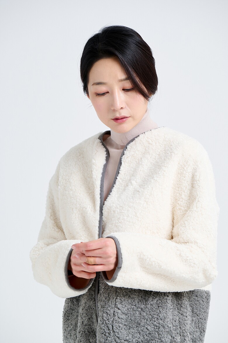 코트 모델 착용 이미지-S18L13