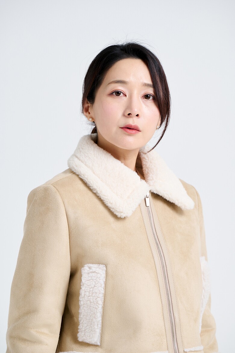코트 모델 착용 이미지-S15L19