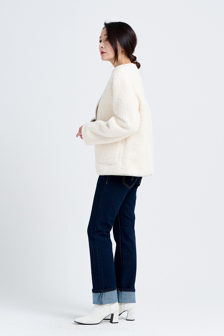 코트 모델 착용 이미지-S17L6