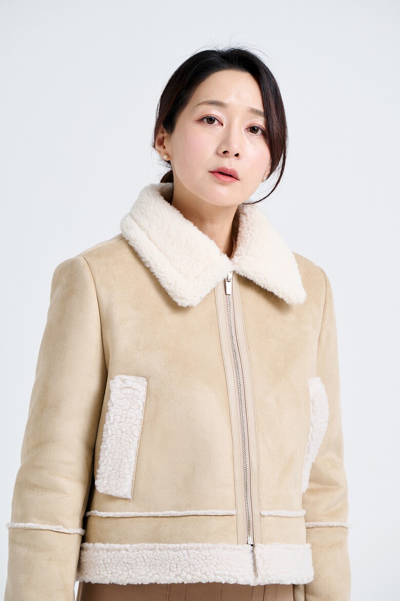 코트 모델 착용 이미지-S15L15