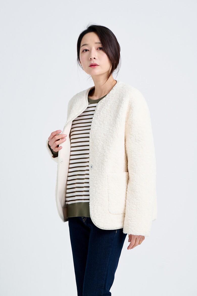 코트 모델 착용 이미지-S17L26