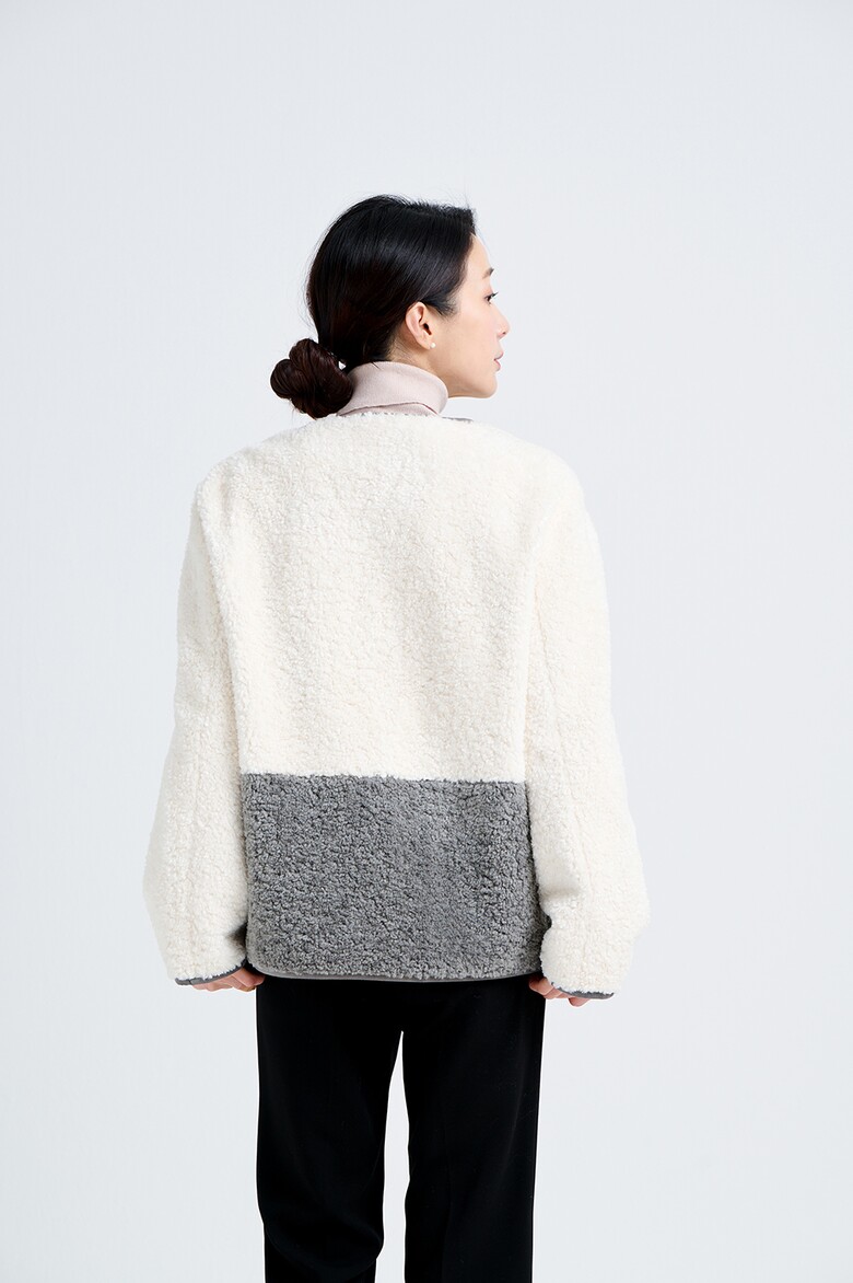 코트 모델 착용 이미지-S18L7