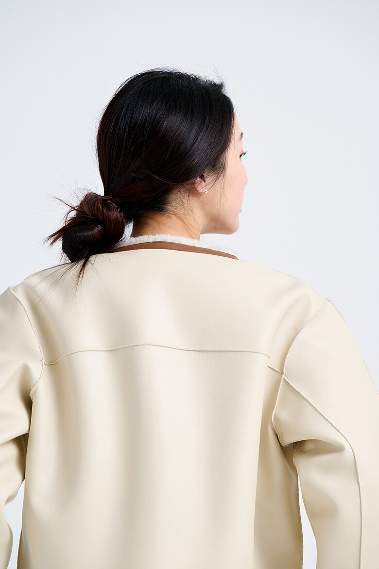 재킷 모델 착용 이미지-S14L2