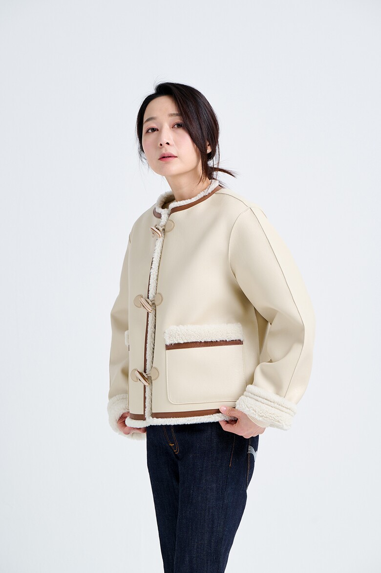 재킷 모델 착용 이미지-S14L1