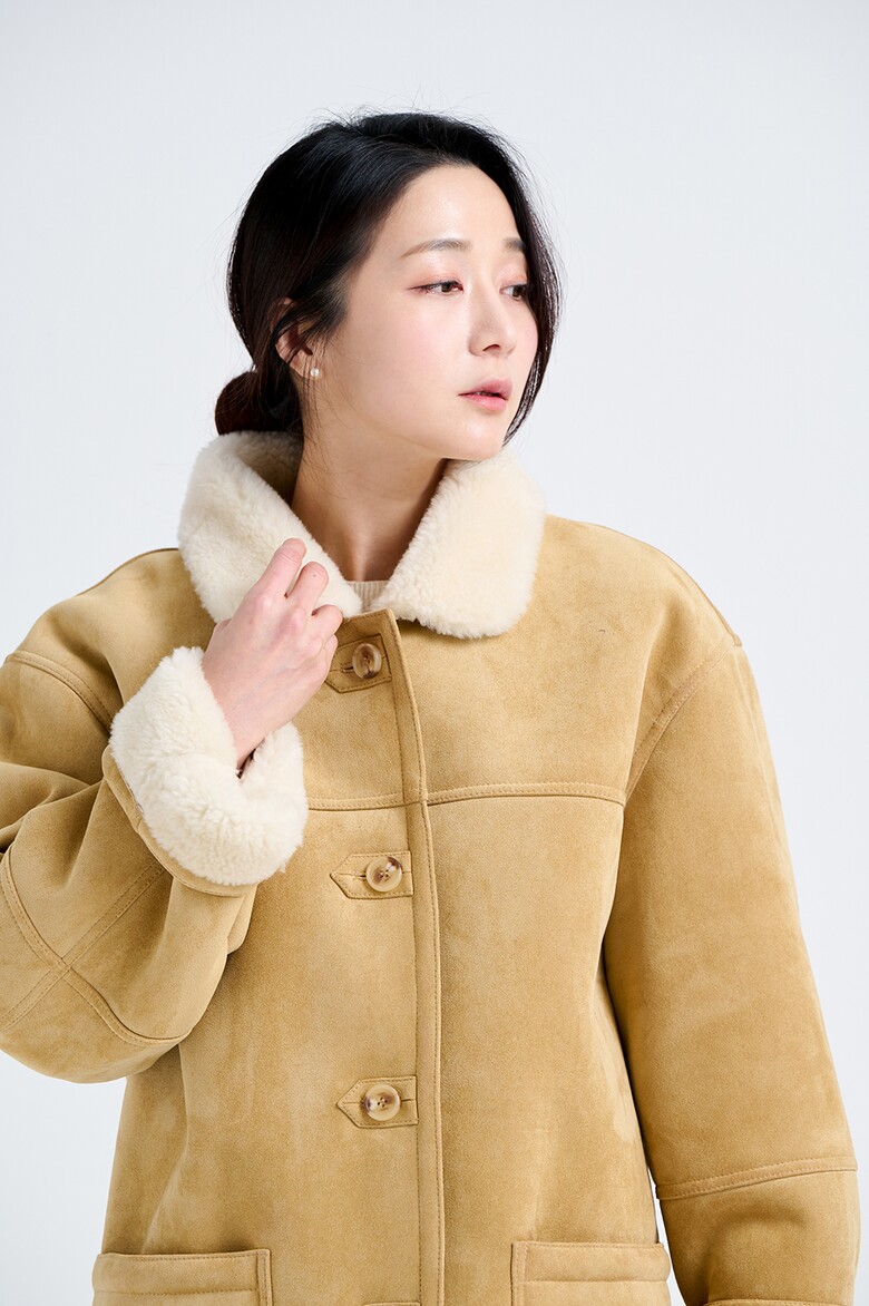 코트 모델 착용 이미지-S18L10