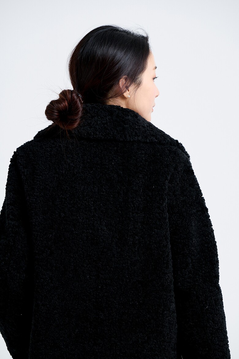 코트 모델 착용 이미지-S19L5