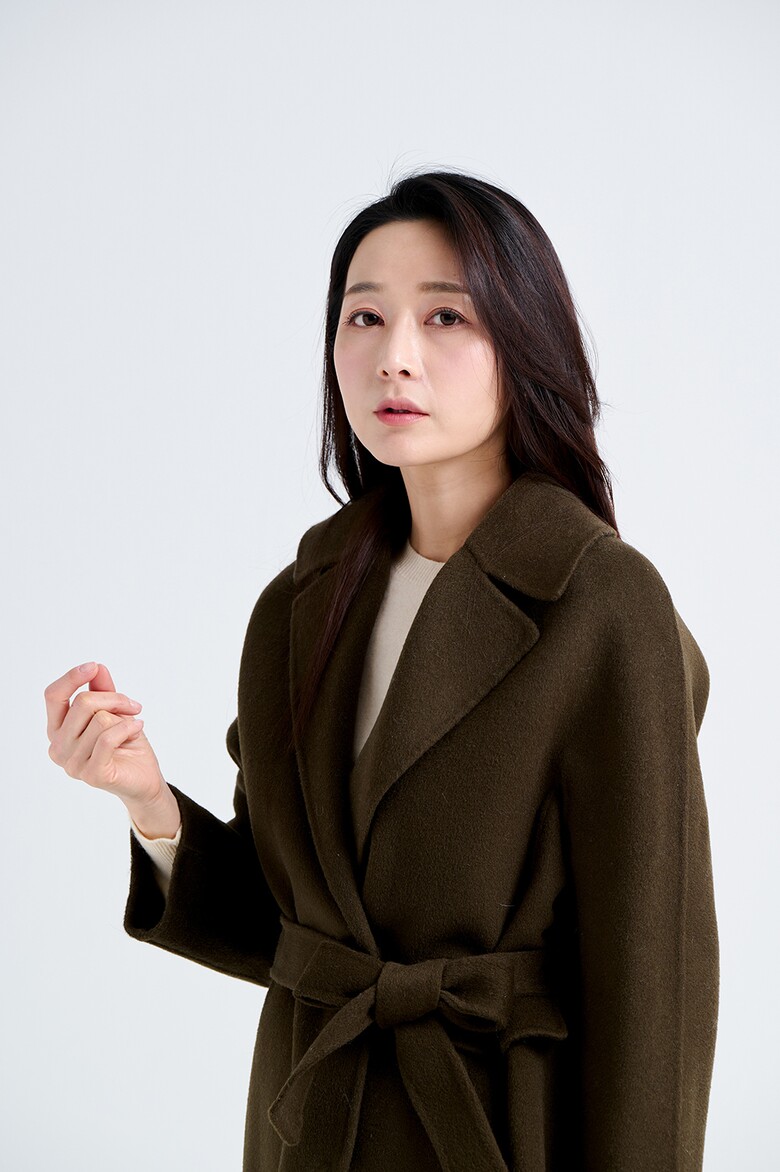 코트 모델 착용 이미지-S19L6