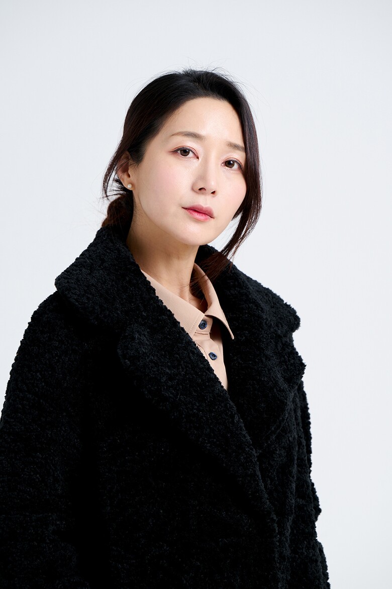 코트 모델 착용 이미지-S19L7