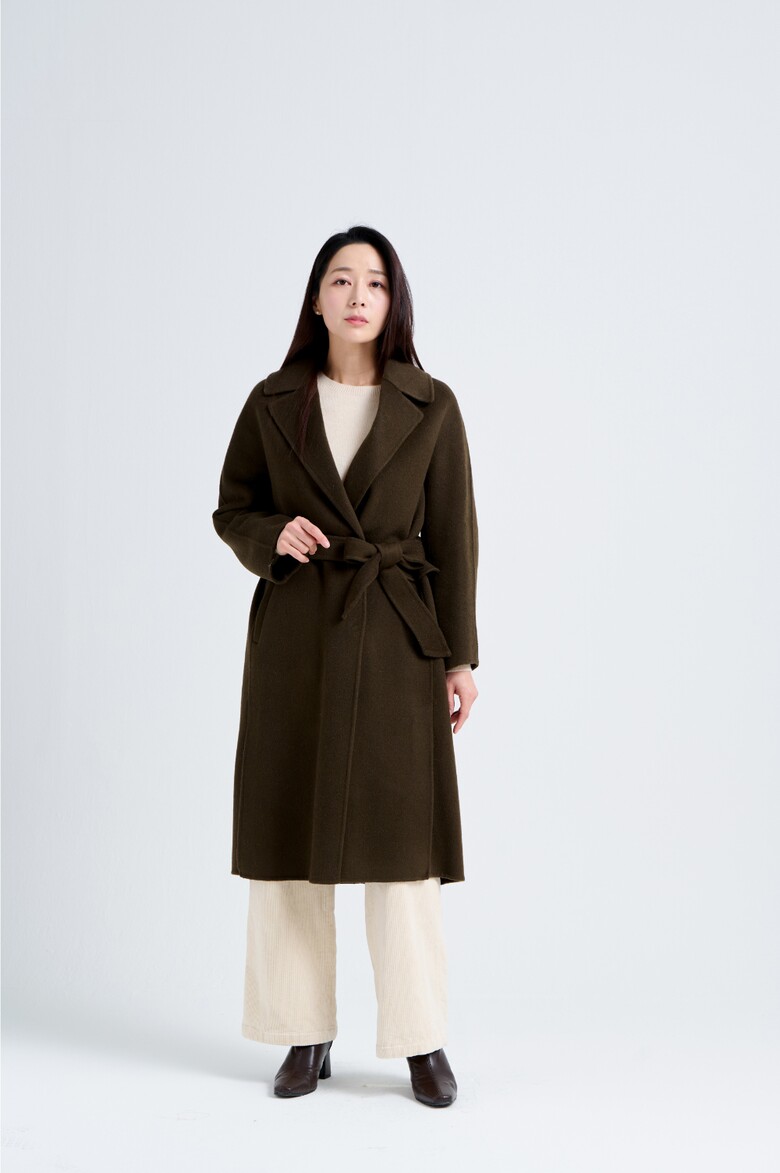 코트 모델 착용 이미지-S19L11