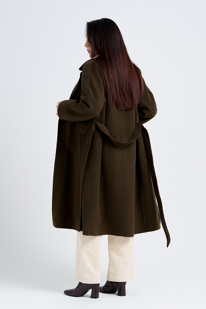 코트 모델 착용 이미지-S19L18