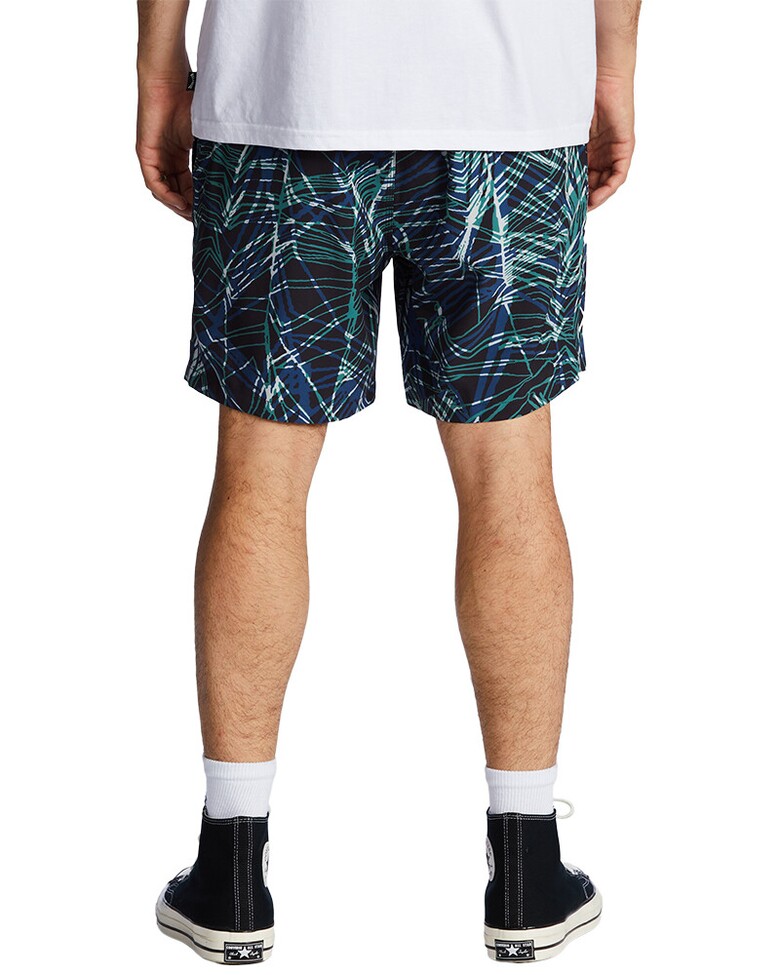 추가컷3
(마네킹컷)