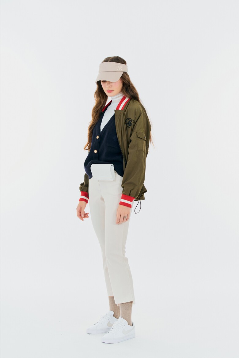 재킷 모델 착용 이미지-S1L9