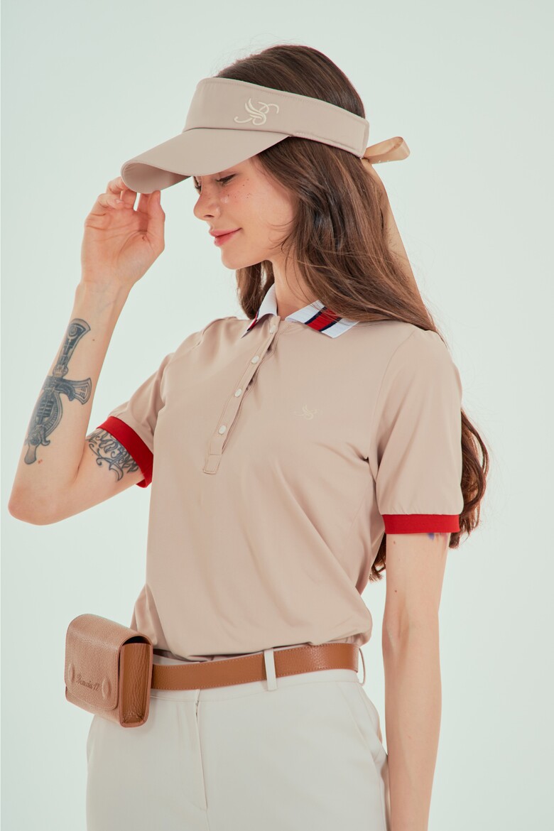 반팔 티셔츠 모델 착용 이미지-S4L3