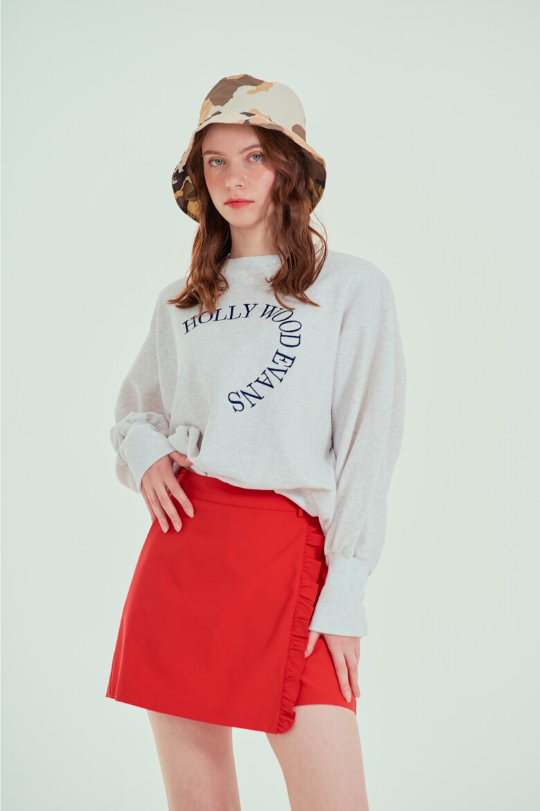 반팔 티셔츠 모델 착용 이미지-S4L8