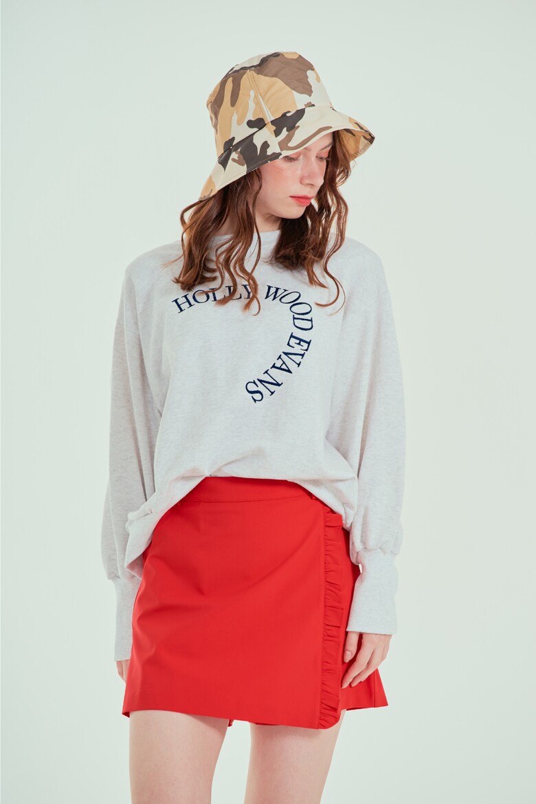 반팔 티셔츠 모델 착용 이미지-S4L6