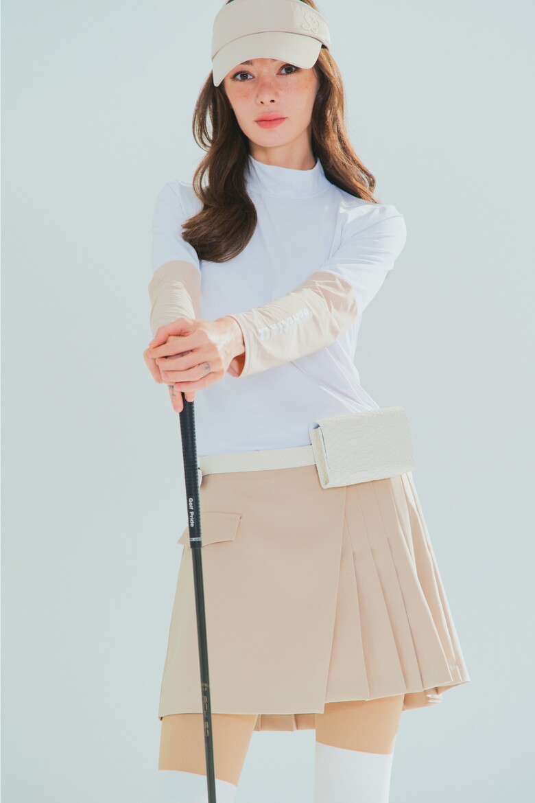 긴팔 티셔츠 모델 착용 이미지-S1L2