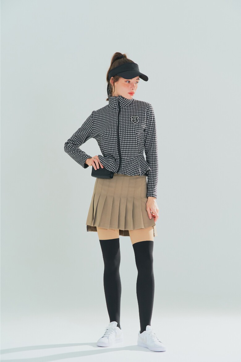 드레스 모델 착용 이미지-S1L3