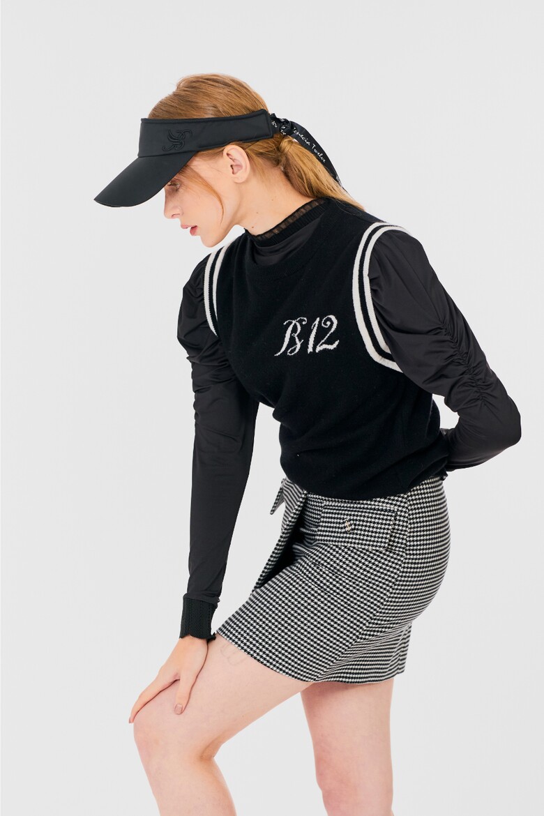 긴팔 티셔츠 모델 착용 이미지-S8L1