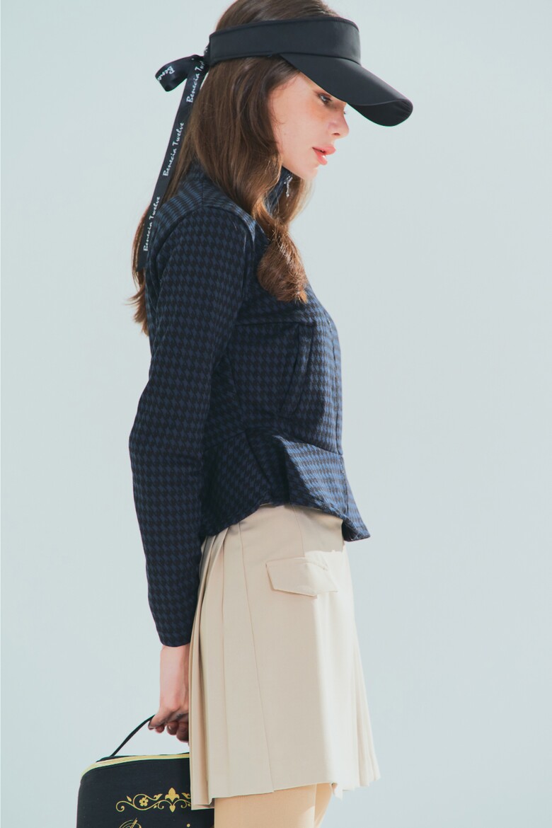 재킷 모델 착용 이미지-S1L5