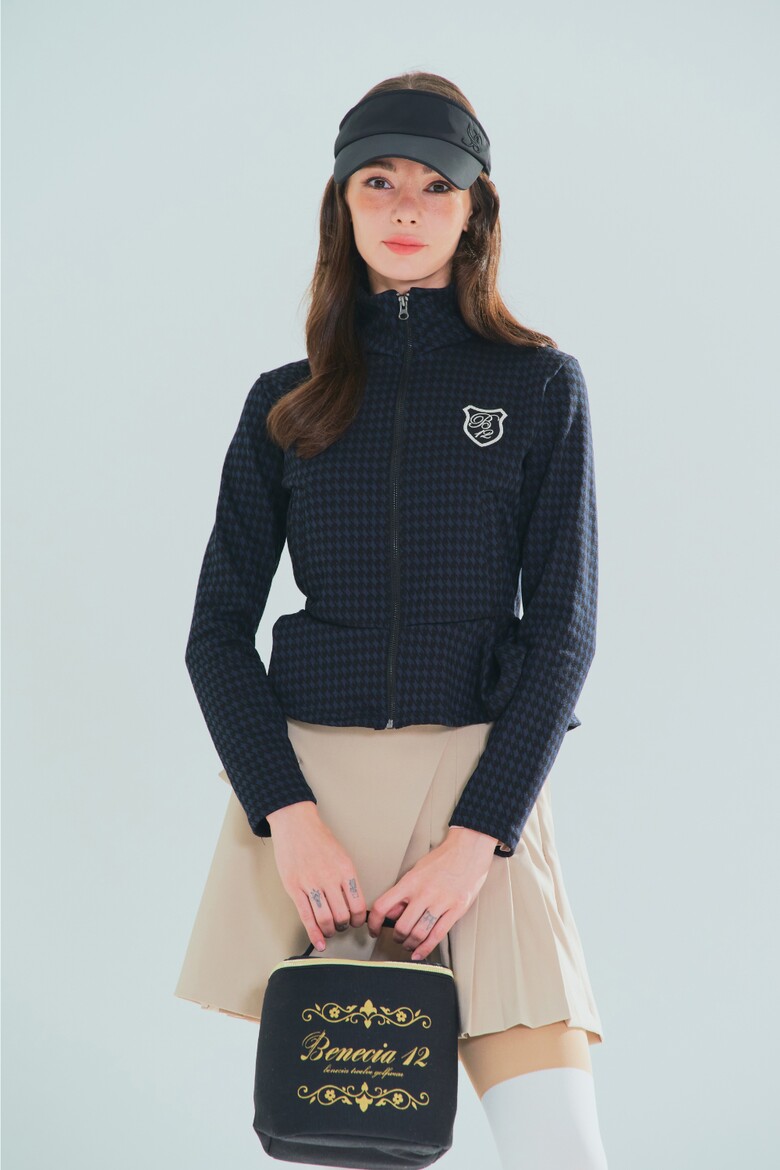 재킷 모델 착용 이미지-S1L7