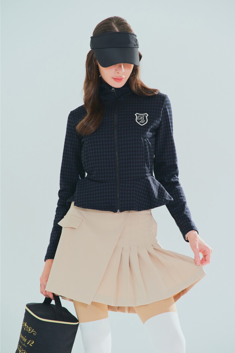 재킷 모델 착용 이미지-S1L8