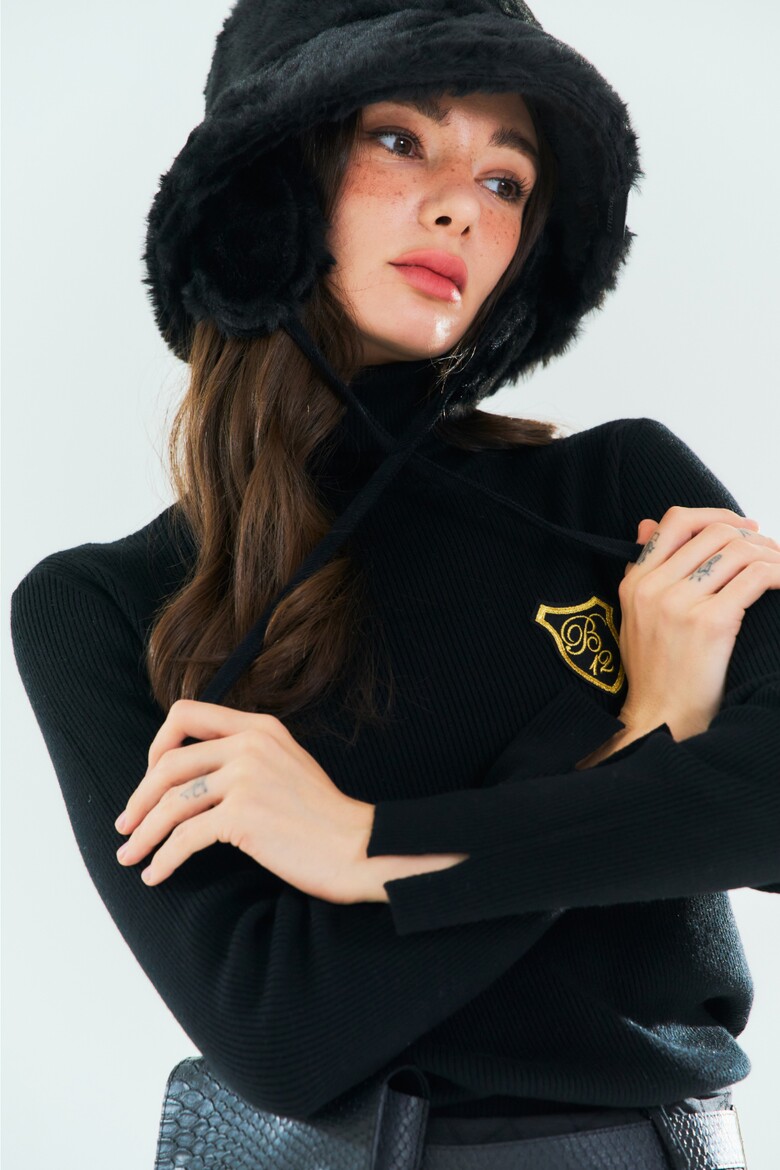 재킷 모델 착용 이미지-S1L2