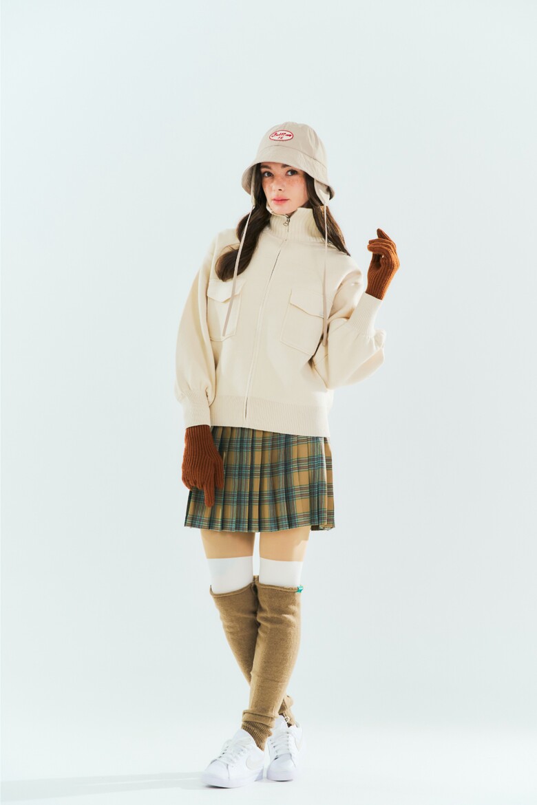 미니 스커트 모델 착용 이미지-S3L2