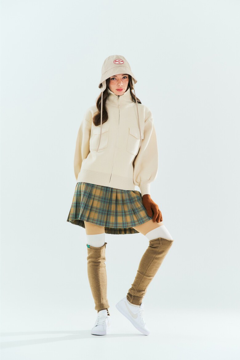 미니 스커트 모델 착용 이미지-S3L6