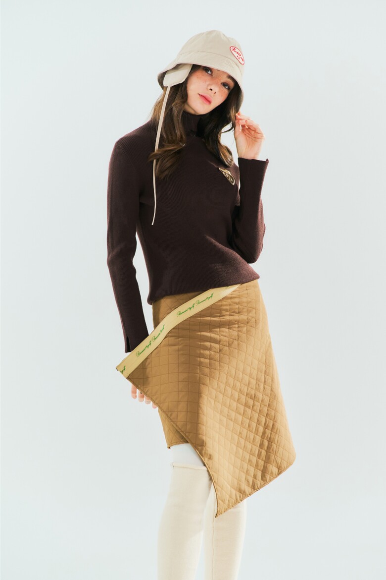 드레스 모델 착용 이미지-S1L4