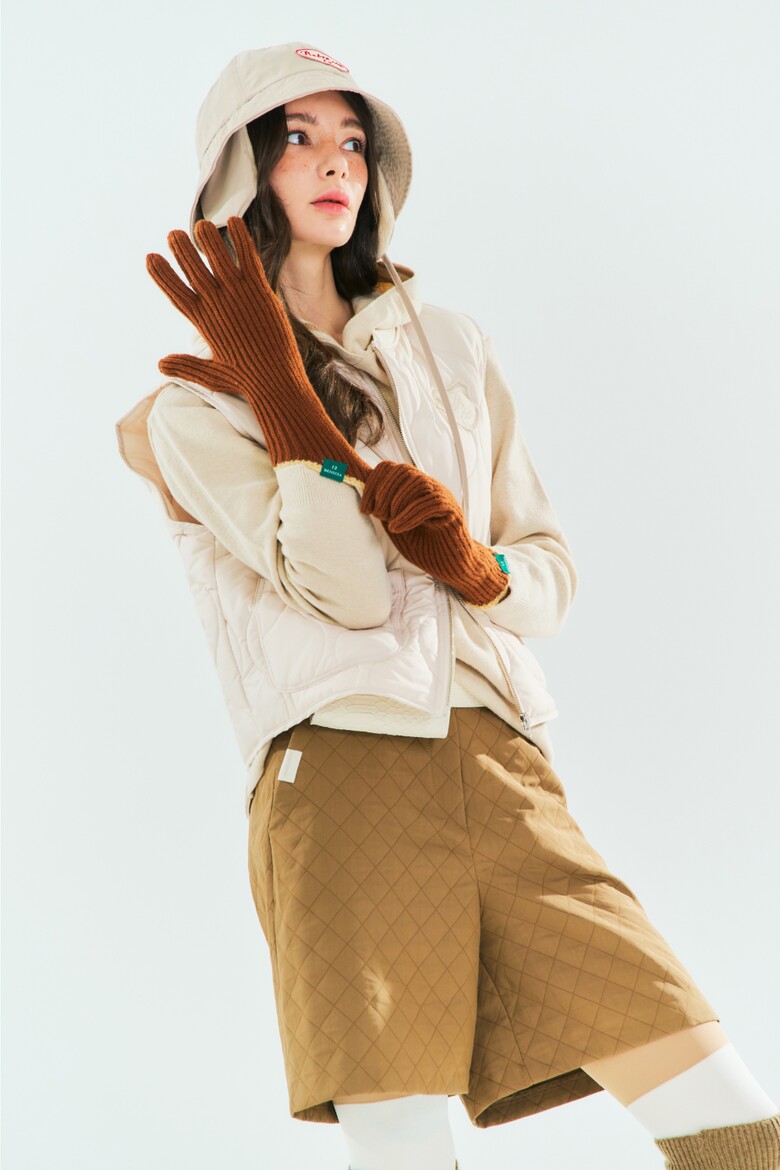 반바지 모델 착용 이미지-S1L4