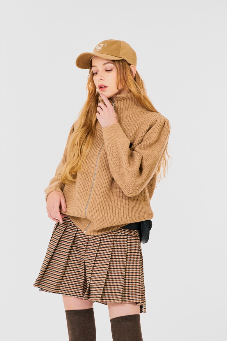 미니 스커트 모델 착용 이미지-S1L8