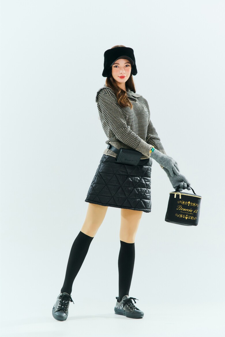 드레스 모델 착용 이미지-S1L3