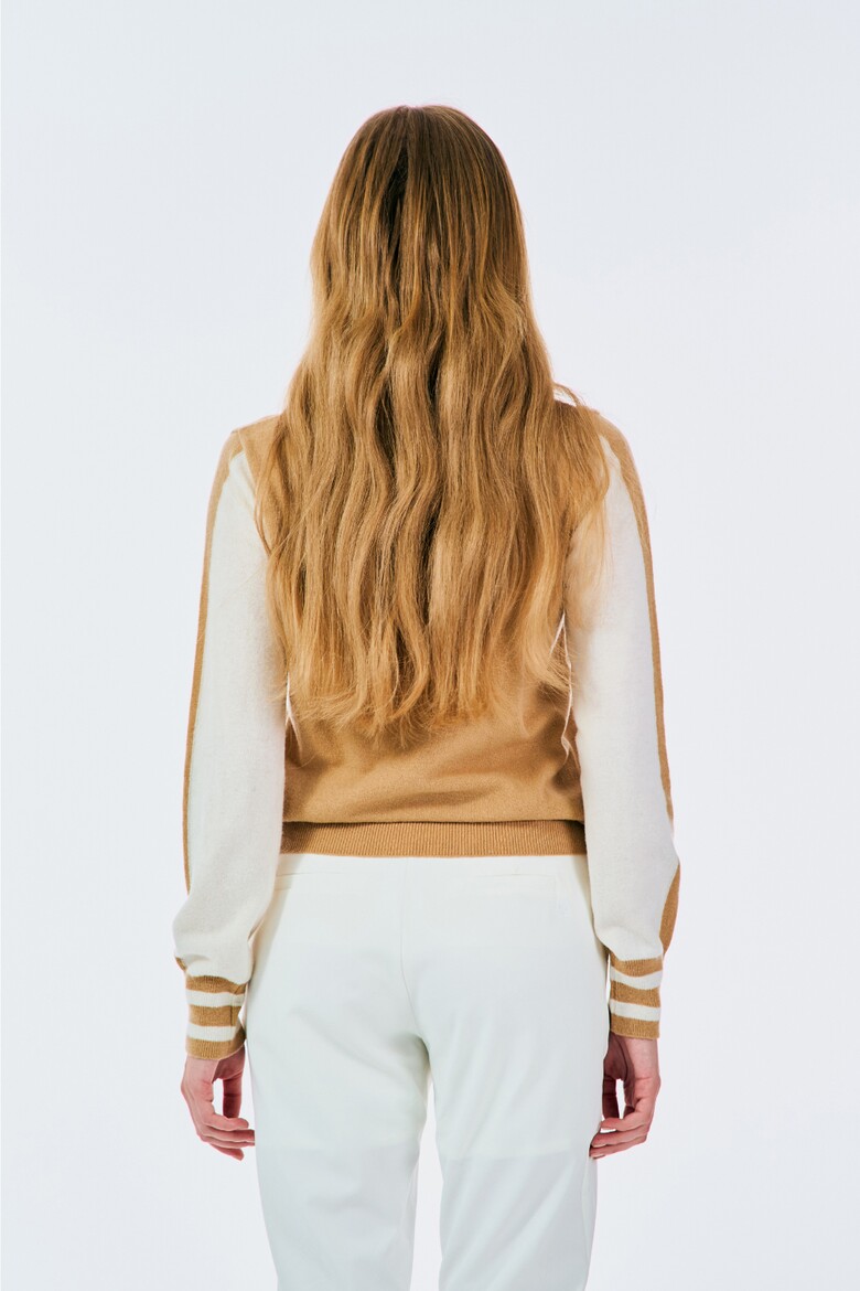 긴팔 티셔츠 모델 착용 이미지-S1L15