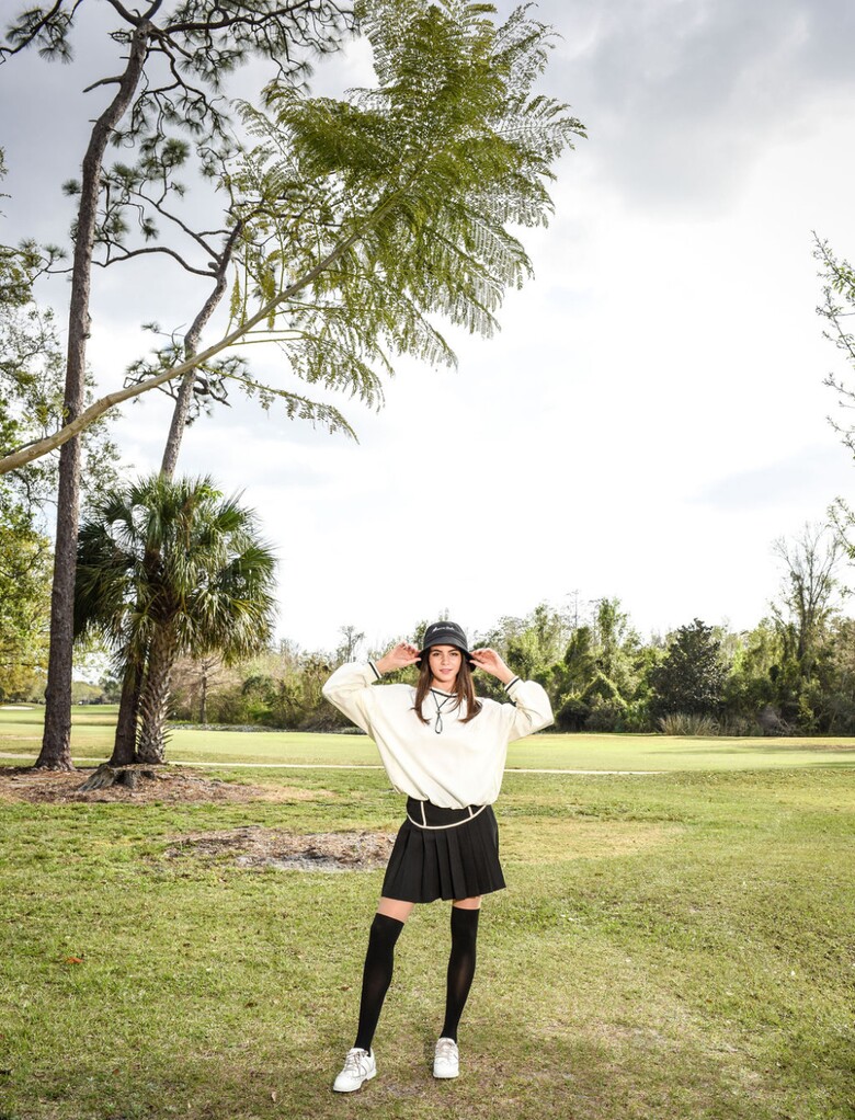 미니 스커트 모델 착용 이미지-S3L16