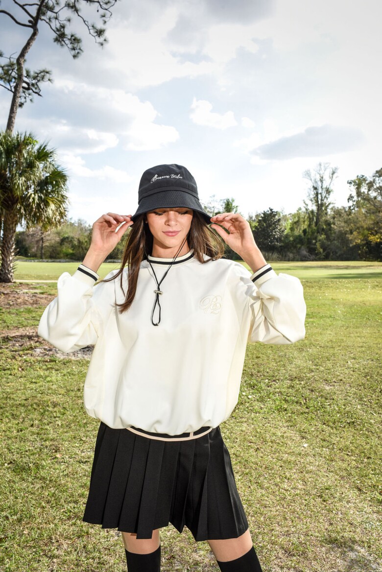 미니 스커트 모델 착용 이미지-S3L13