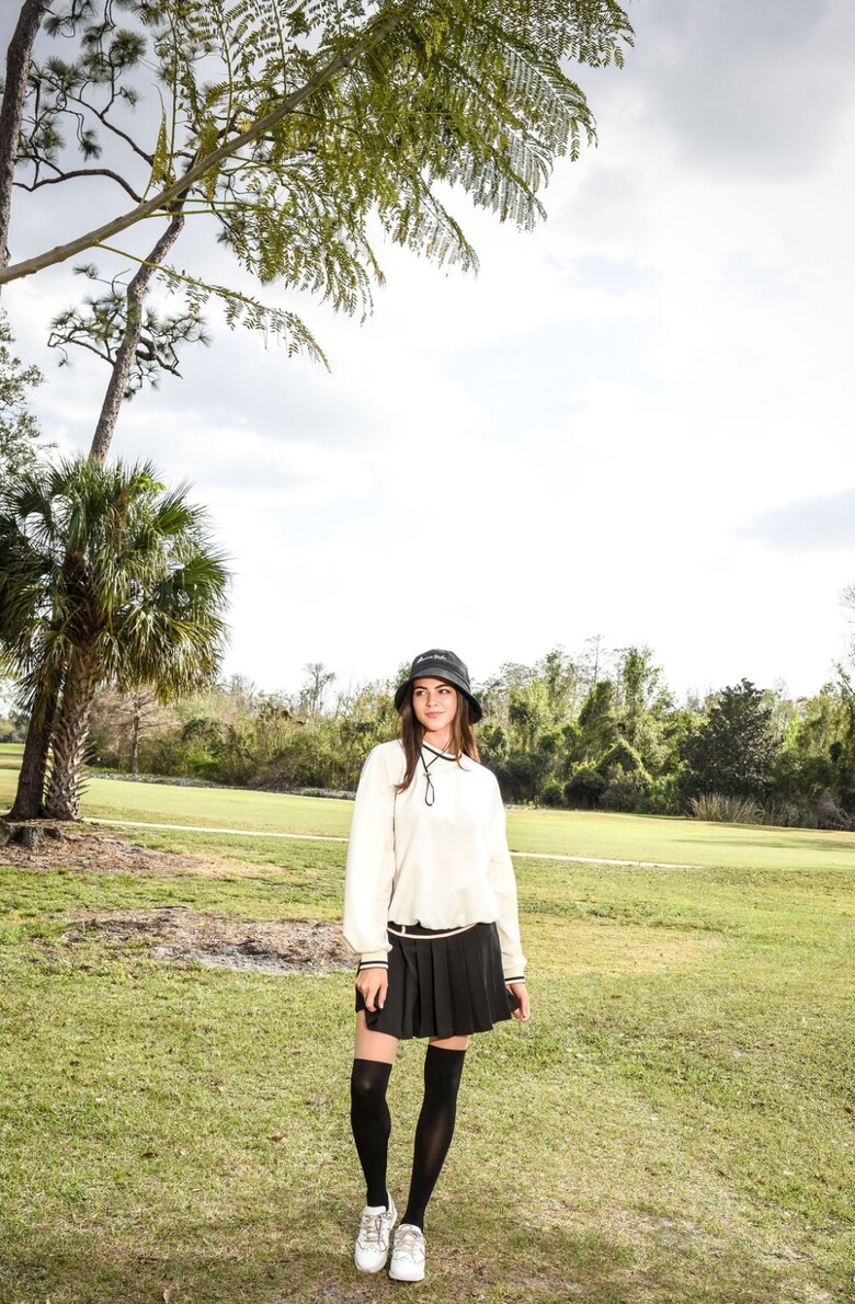 미니 스커트 모델 착용 이미지-S3L5