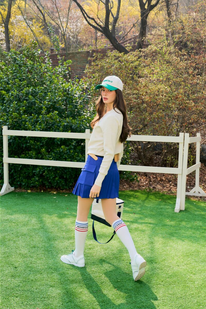 미니 스커트 모델 착용 이미지-S1L5