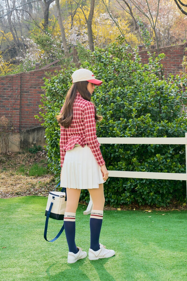 드레스 모델 착용 이미지-S2L13