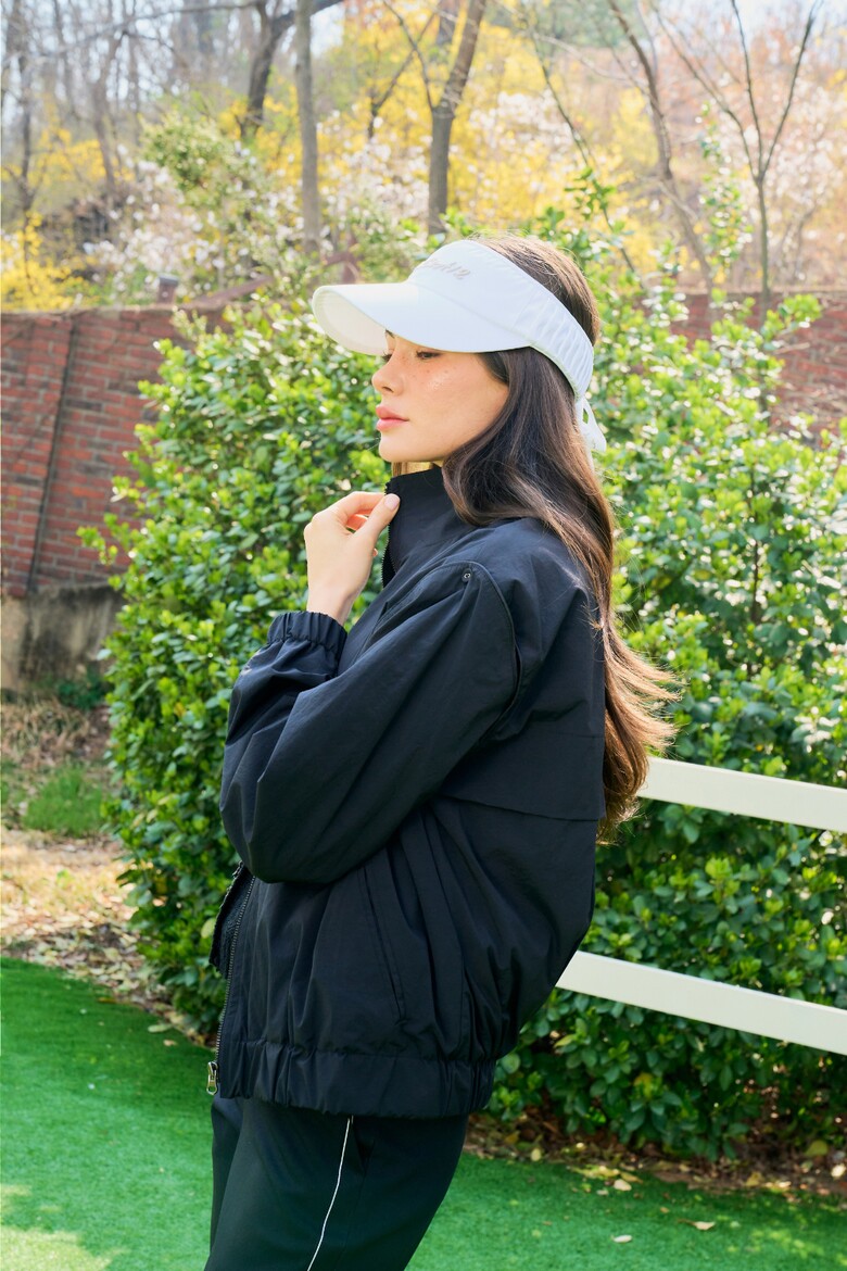 재킷 모델 착용 이미지-S5L7