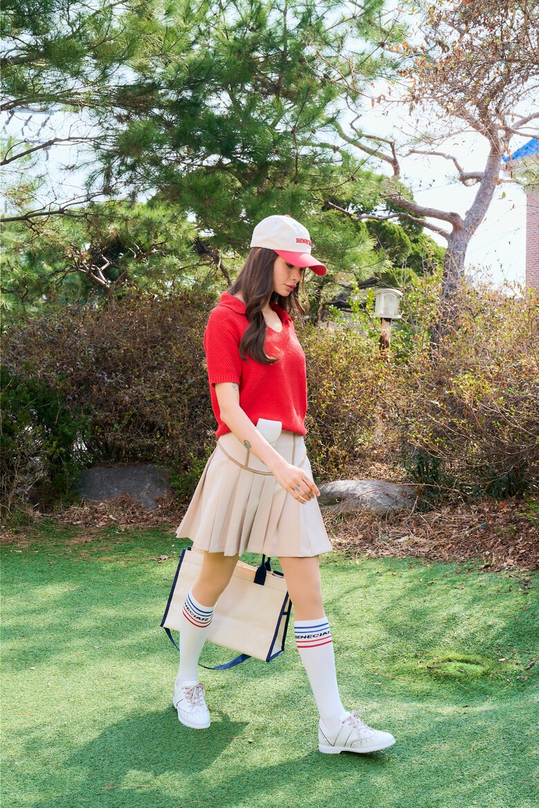 양말 모델 착용 이미지-S1L8