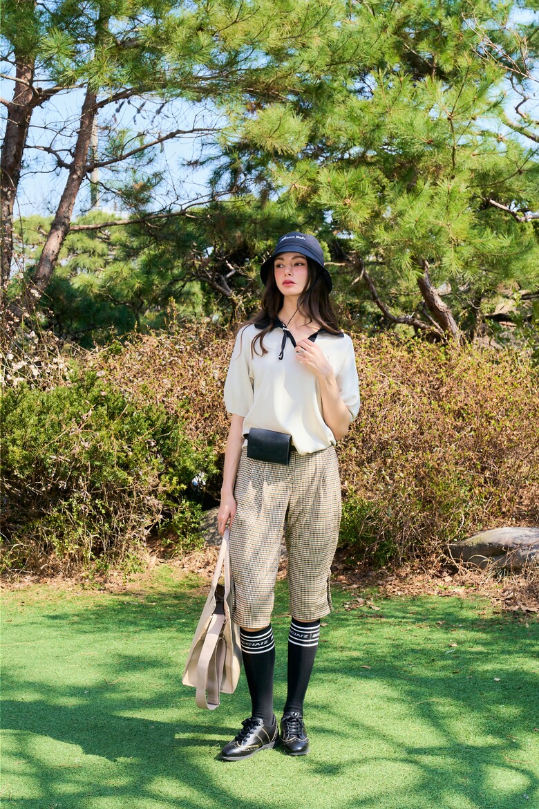 양말 모델 착용 이미지-S1L13