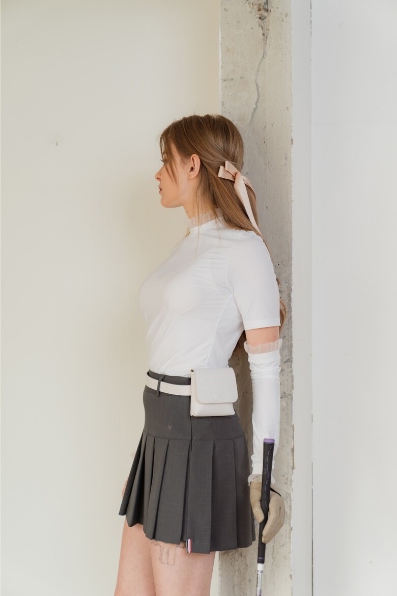 미니 스커트 모델 착용 이미지-S1L2