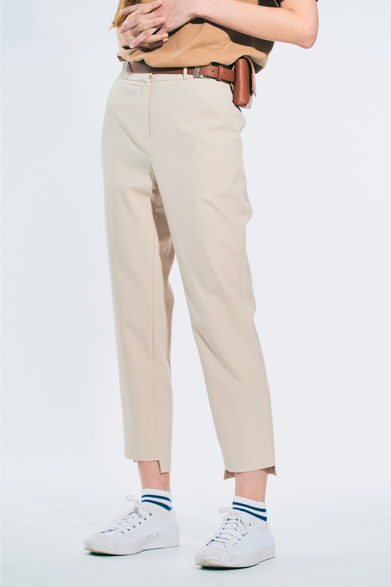 바지 모델 착용 이미지-S7L2