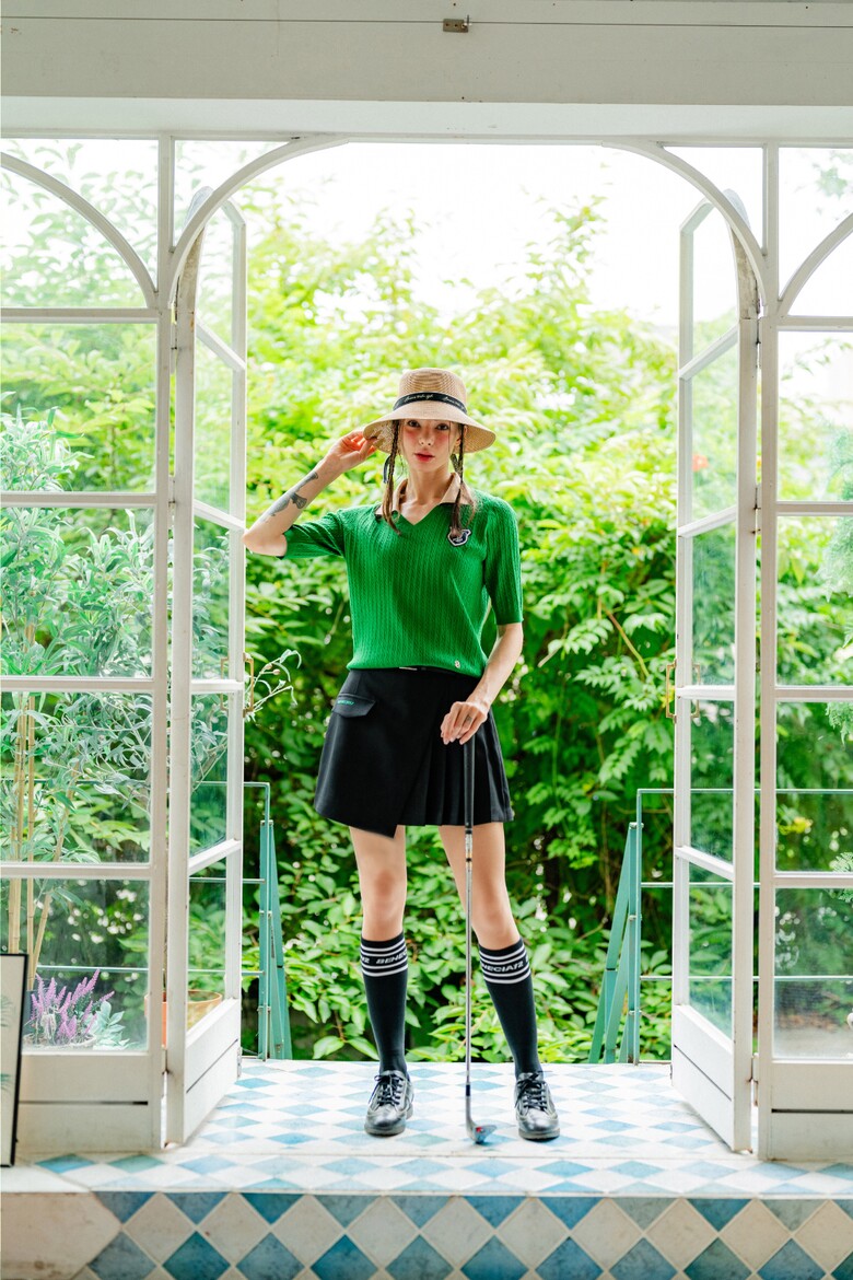 블라우스 모델 착용 이미지-S1L10