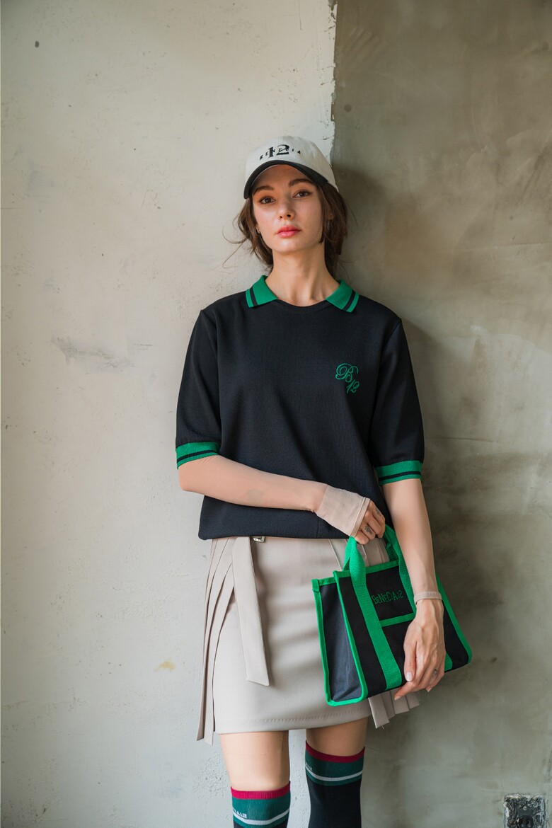 가방 모델 착용 이미지-S8L7